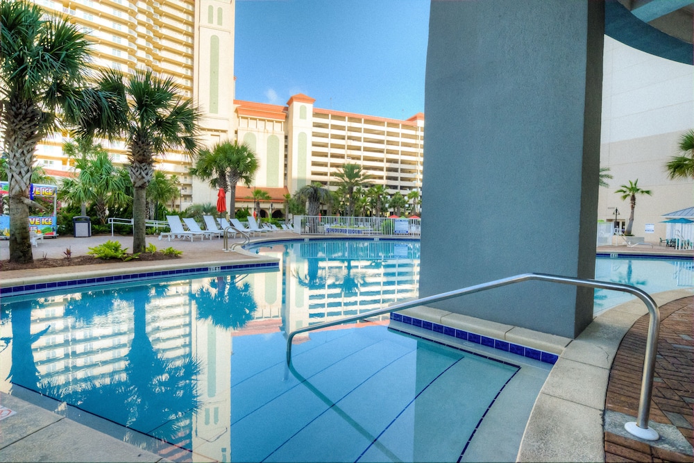 Laketown Wharf Resort by Aneliya's Rentals - photo 849
