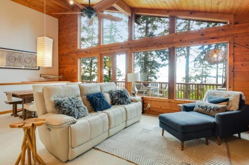 Oyster Beach House and Den — Coupeville — photo 5
