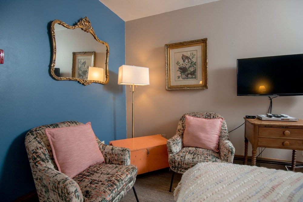 Inn at Cedar Crossing - photo 21