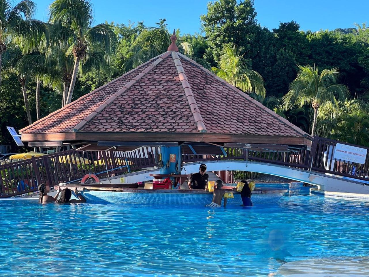 Cœur D Hibiscus in Sainte-Luce, Martinique