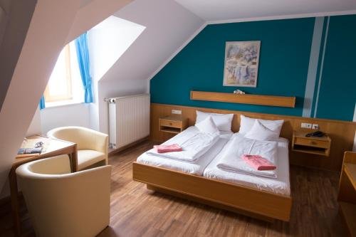 Hotel Garni Zum Hirschen — Iphofen — photo 3