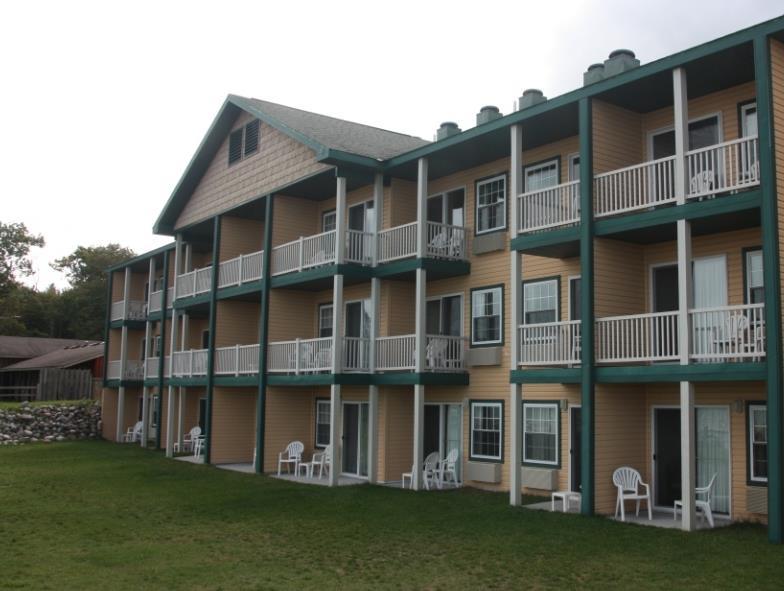 Magnuson Grand Lakefront — hotel in Paradise