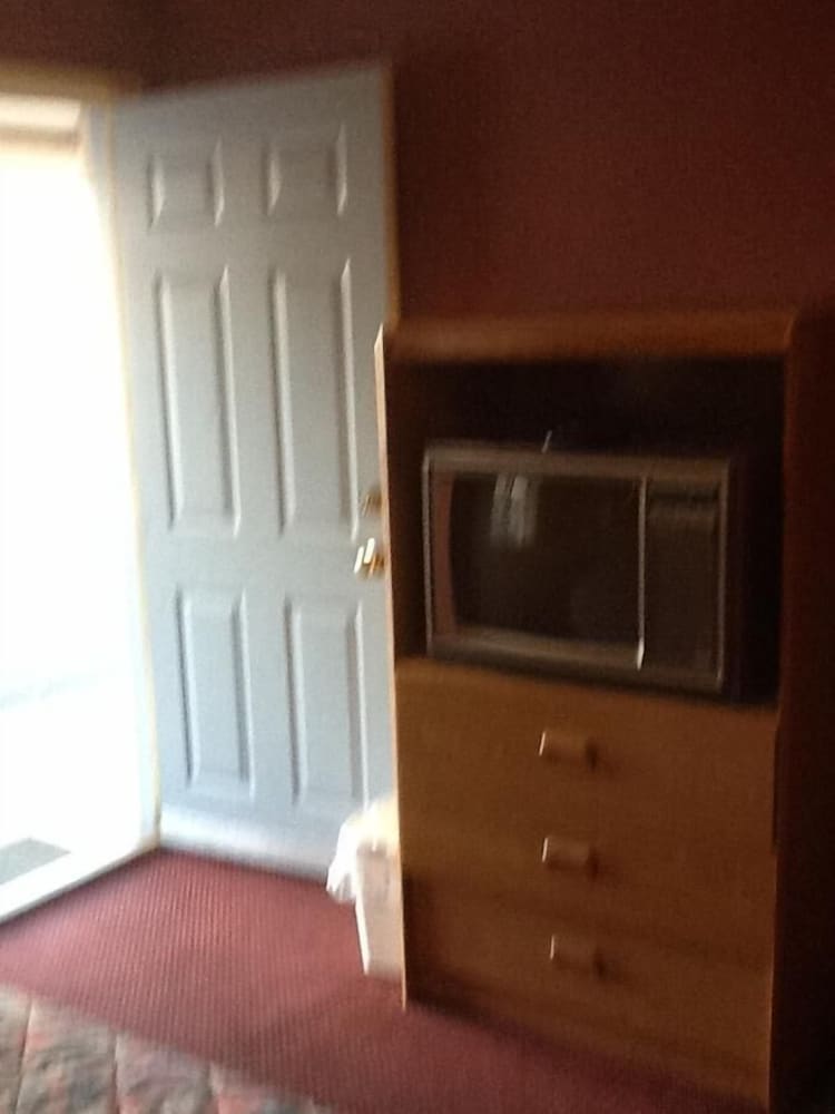 Snowy River Inn - photo 12