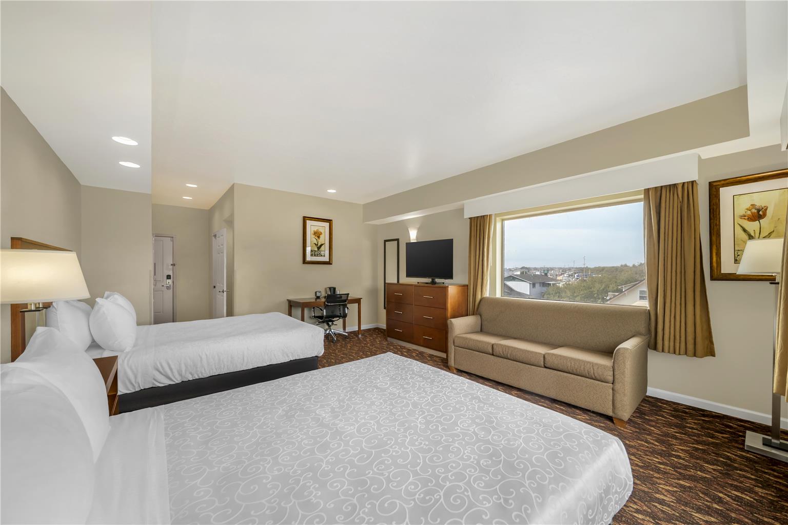 Best Western Plus Northwoods Inn - photo 36