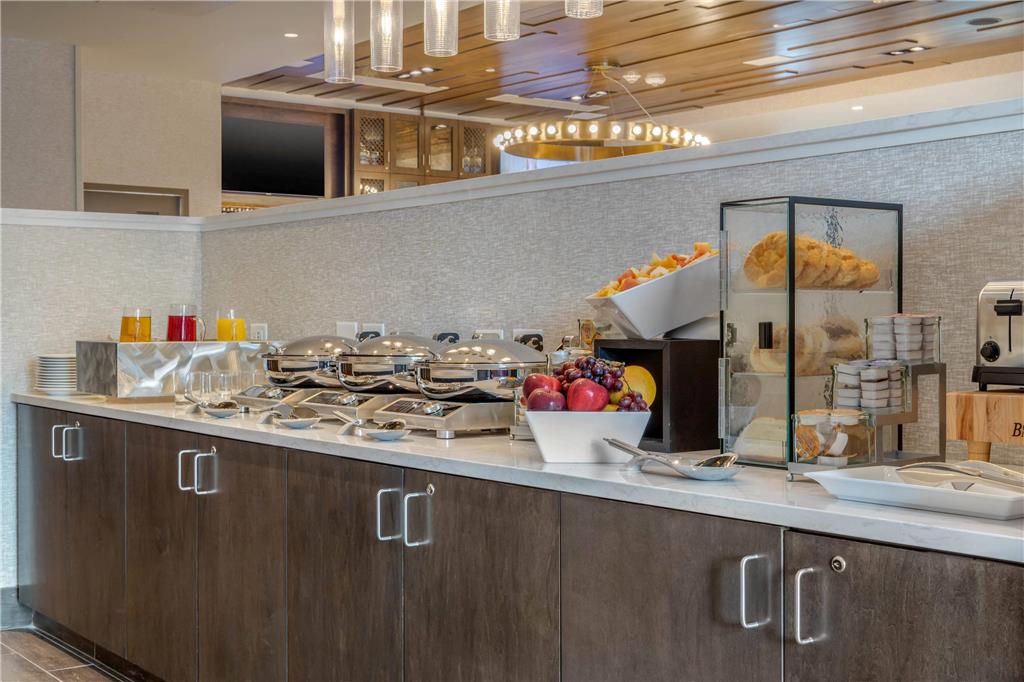 DoubleTree by Hilton Charleston Riverview - photo 49