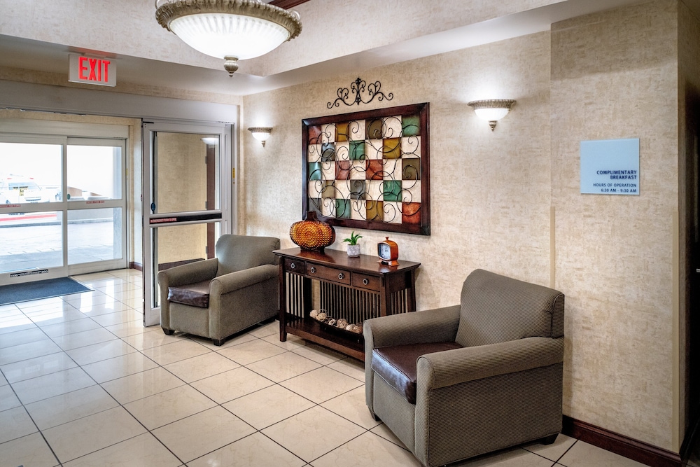 Holiday Inn Express Hotel & Suites Hazard by IHG - photo 48