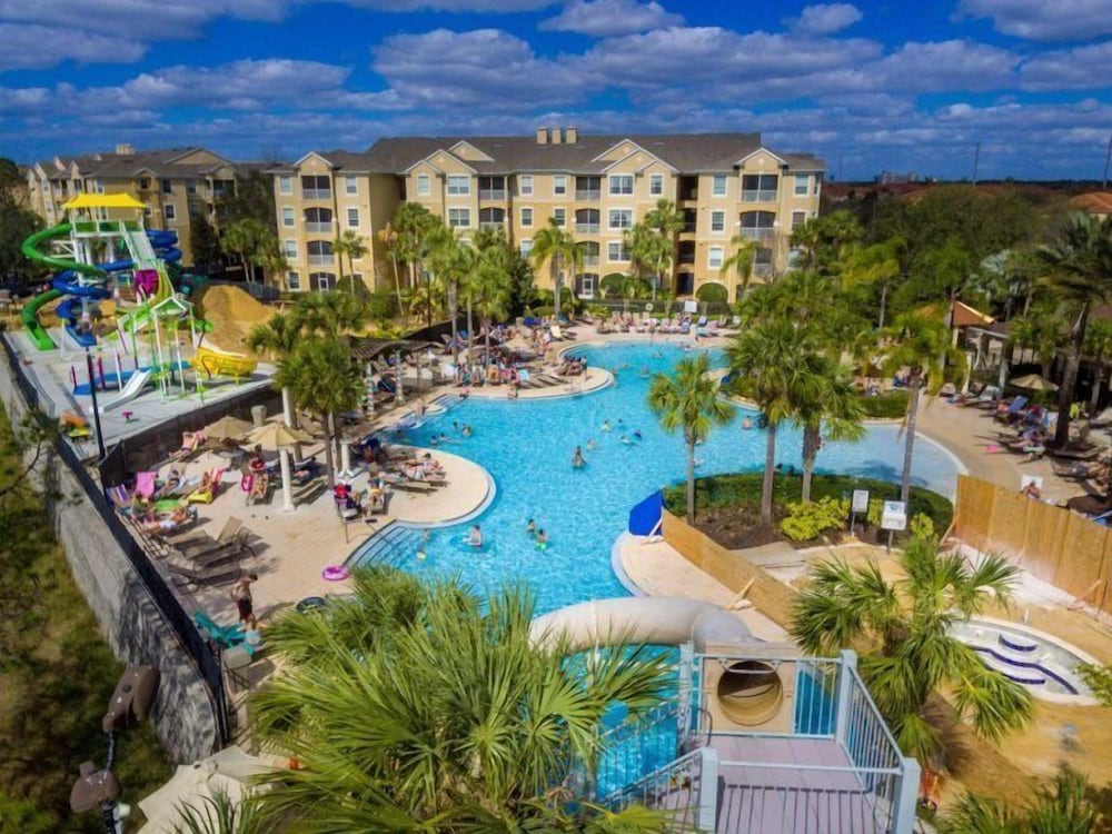 Disney Holiday Palace - photo 9