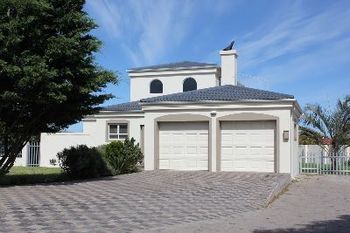 6 Fairway 2 Self catering
