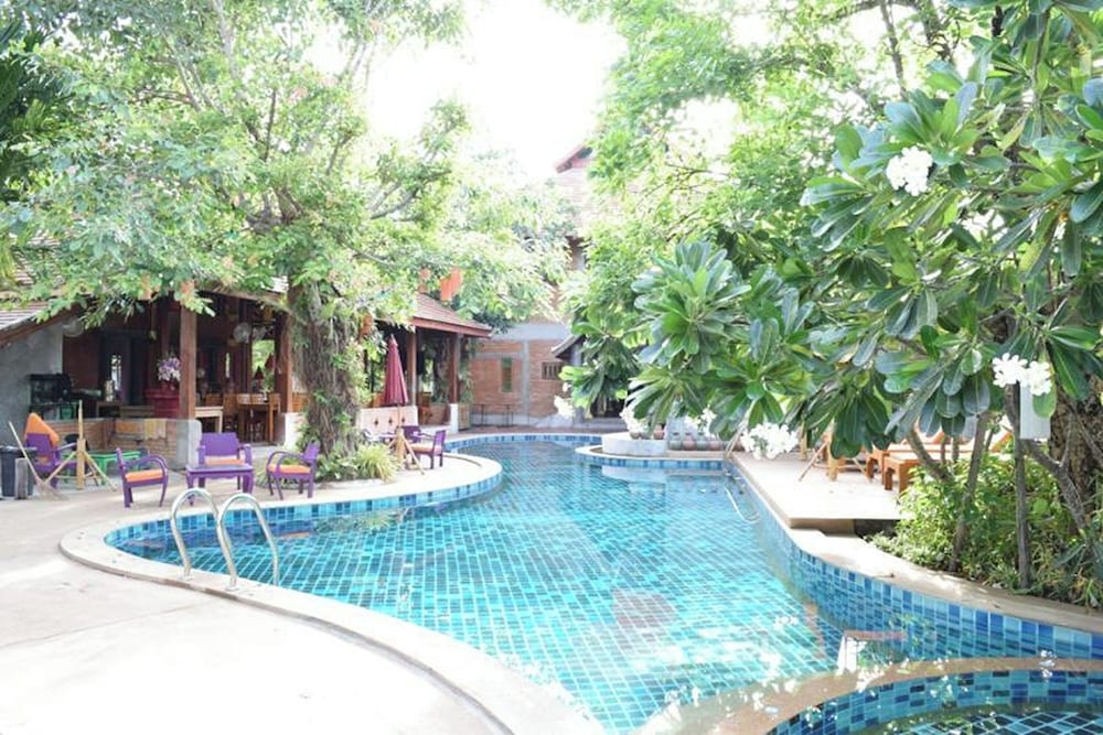 Amethyst Hotel Chiang Mai pet-friendly hotel Chiang Mai