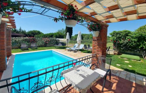 Luxury Villa Le Rose — 4-Star Luxury Hotel in Porec, Croatia