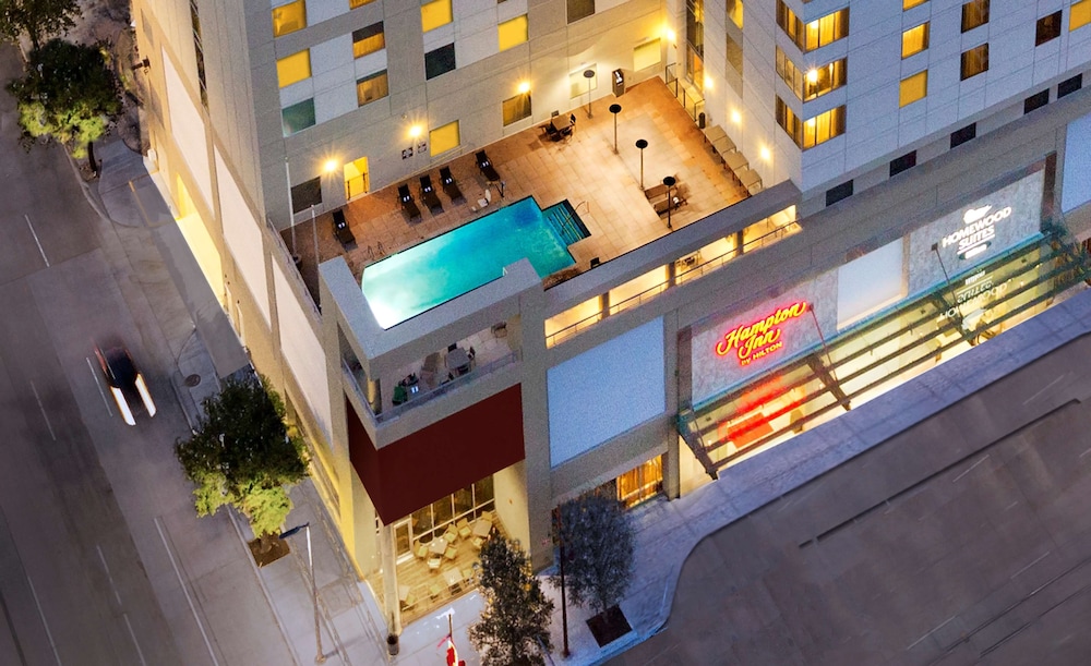 Hampton Inn Houston Downtown - photo 18