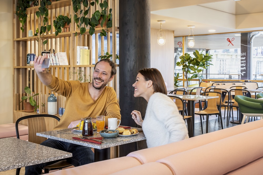 מזון ומשקאות