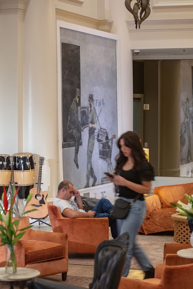 International House Hotel - photo 23