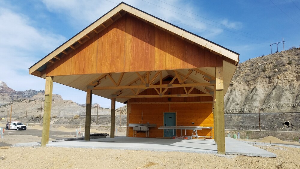 Castle Gate RV Park - photo 20