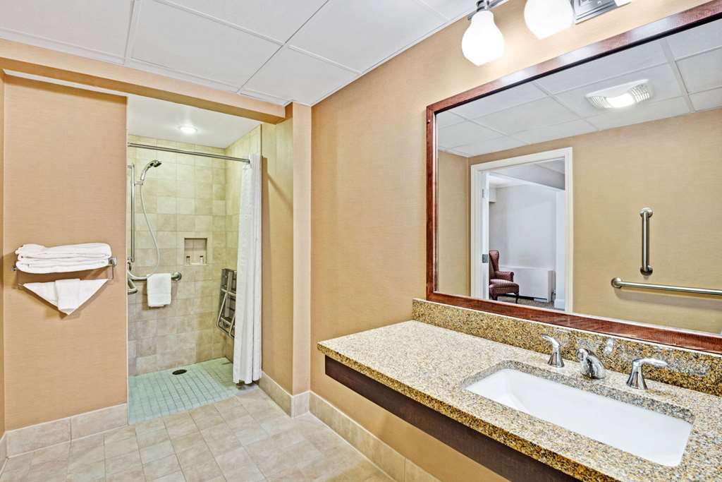 Ramada by Wyndham Seekonk Providence Area - photo 9