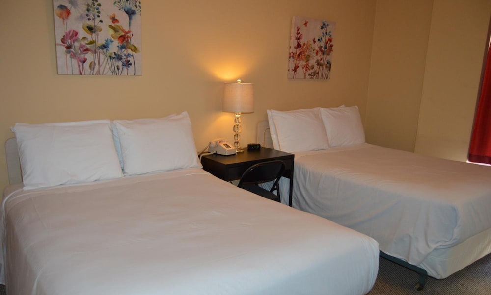 SF Plaza Hotel - photo 17