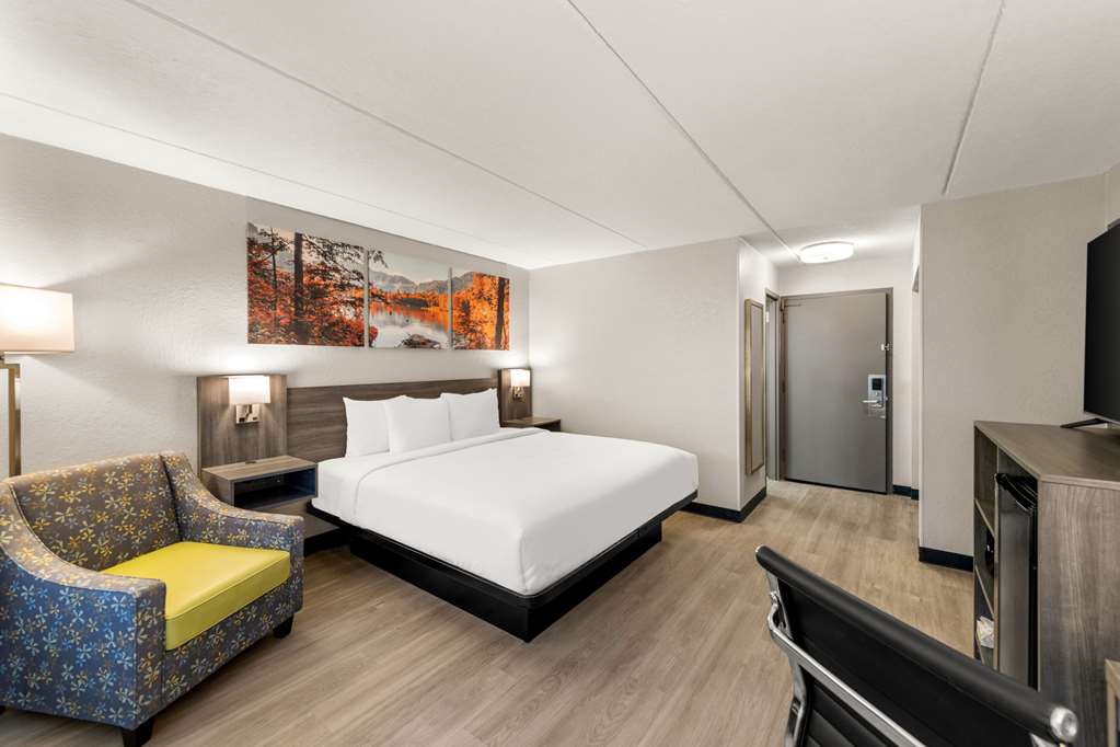 Clarion Pointe Rhinelander Downtown - photo 5