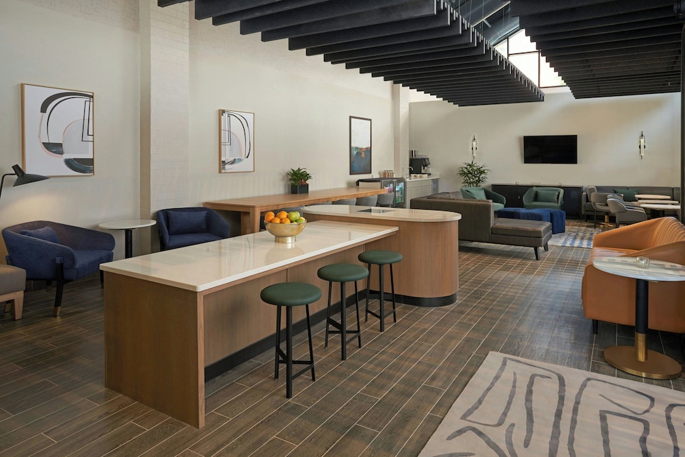 Sheraton Pittsburgh Hotel at Station Square - photo 45