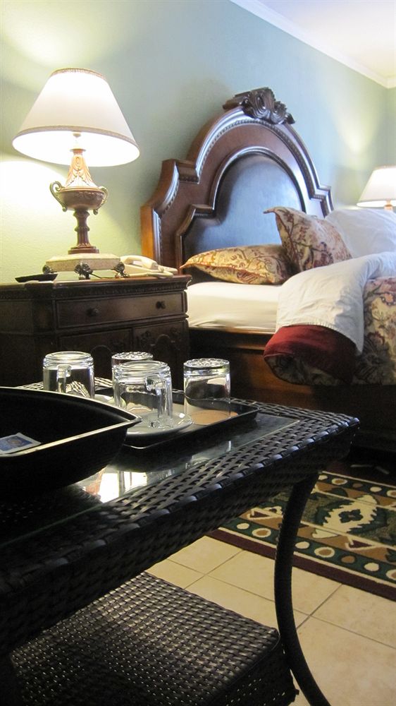 Rio Inn & Suites - photo 2
