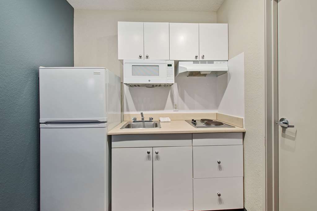 Extended Stay America Suites Miami Airport Blue Lagoon - photo 42
