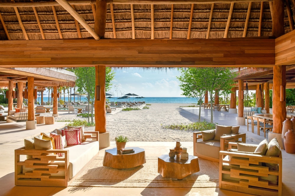 Beach bar
