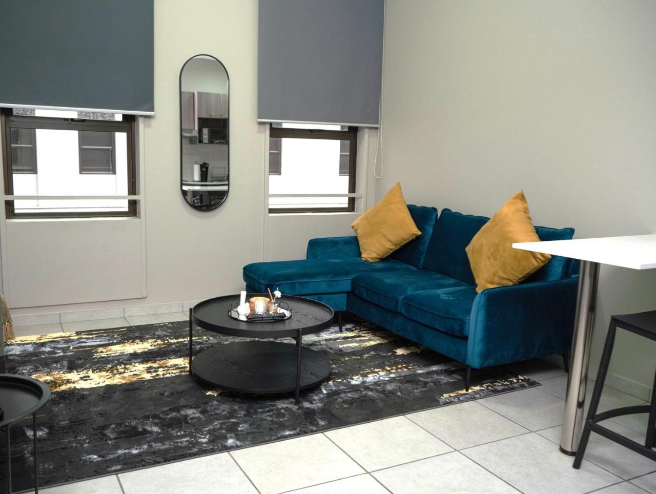 Two At Urban Pulse — 4-Star Luxury Hotel in Johannesburg, South Africa