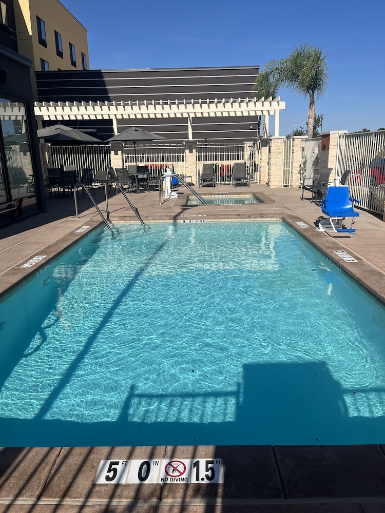 Fairfield Inn & Suites by Marriott Menifee - photo 31