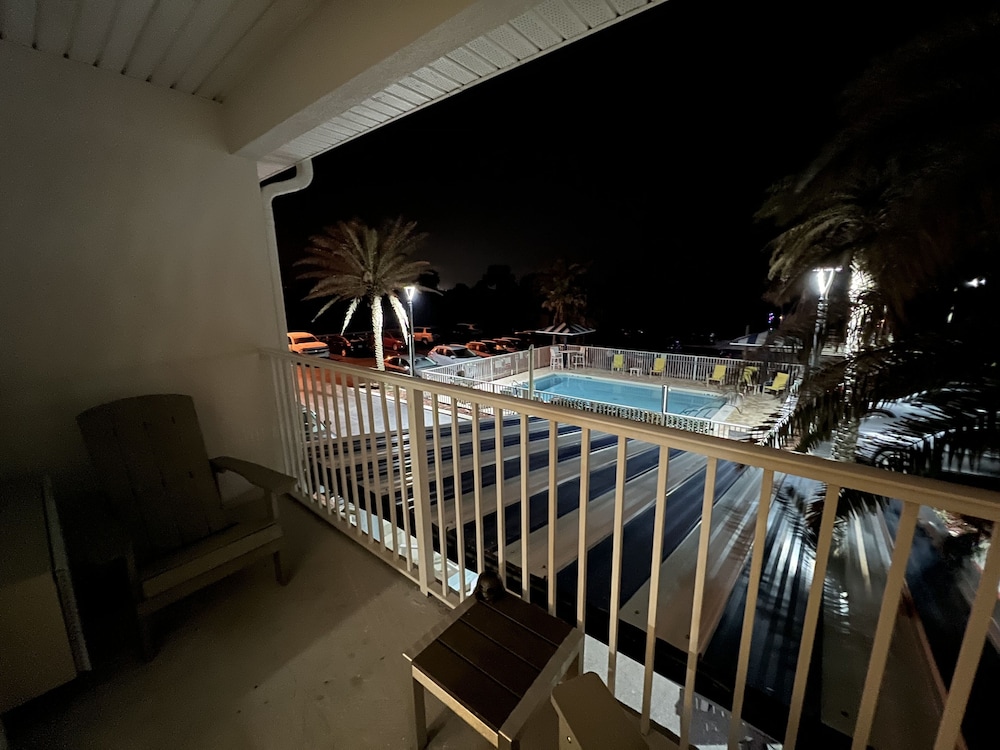 Ocean Sands Beach Boutique Inn 1 Acre Private Beach - photo 22