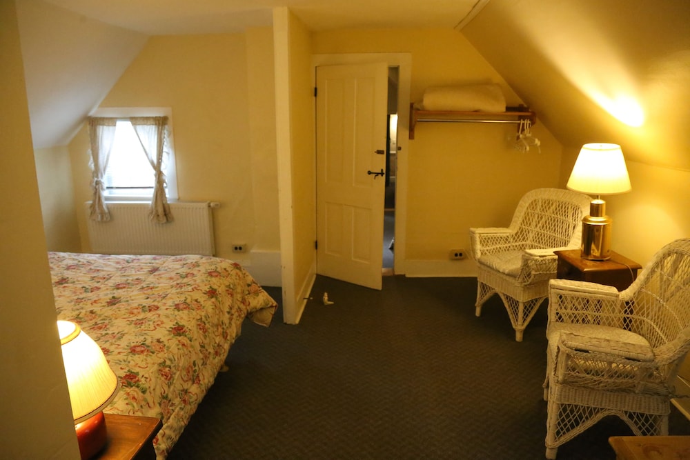 Salt Ash Inn - photo 51