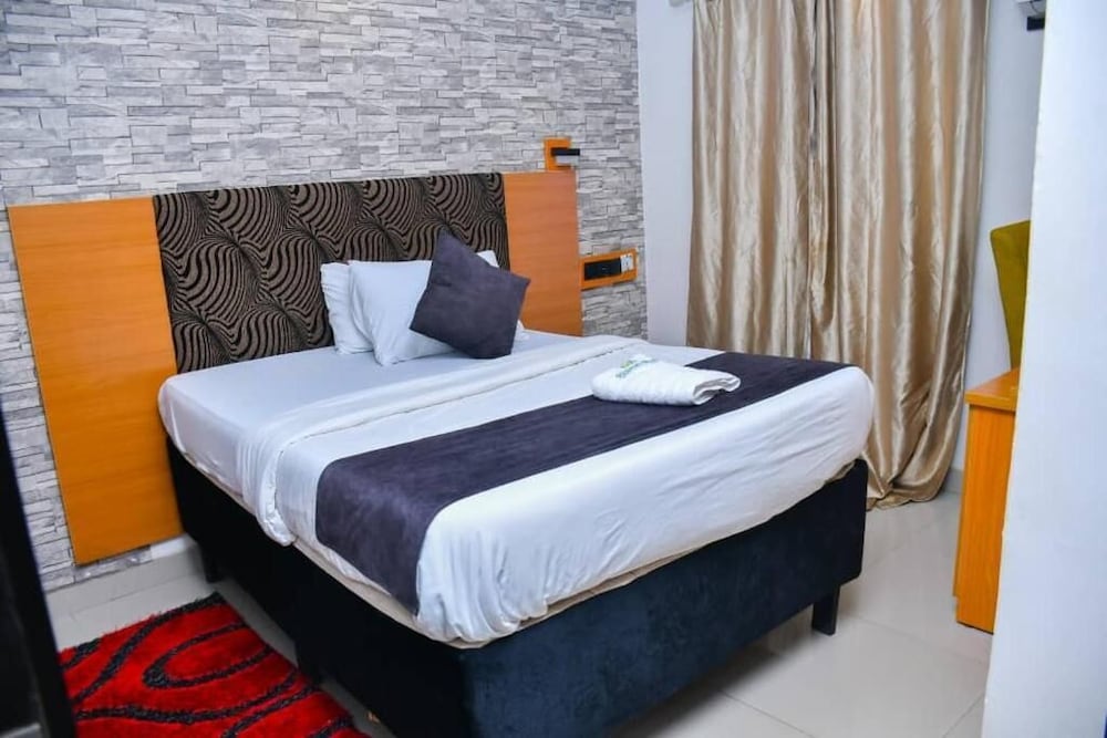 Shamrockmanor — Benin City — photo 2