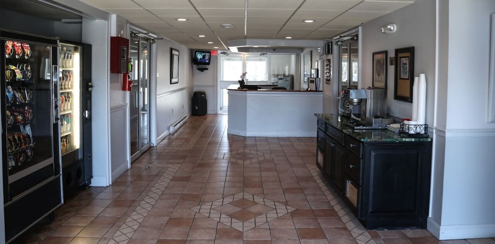 Inn At Arbor Ridge Hotel & Conference Center - photo 20
