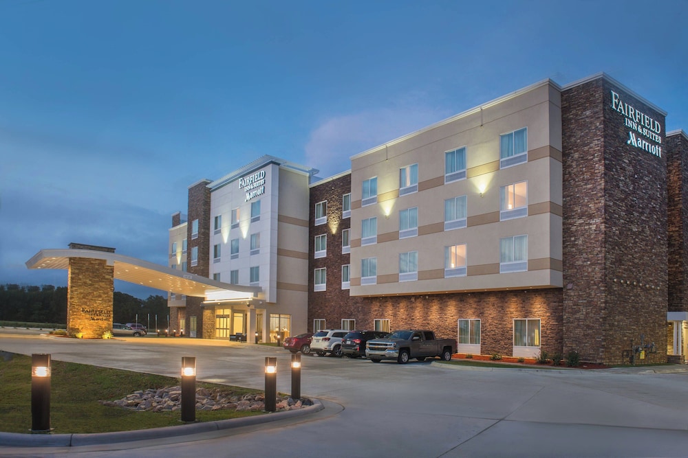 Fairfield Inn and Suites by Marriott Washington - photo 26