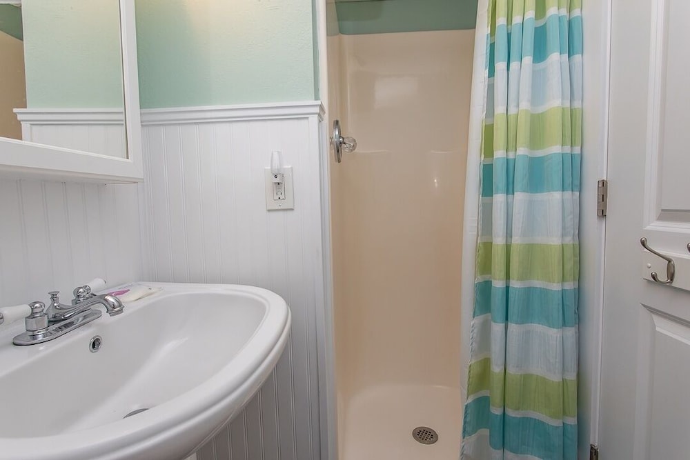 Royal Garden Resort 903 2 Bedroom Condo by RedAwning - photo 20
