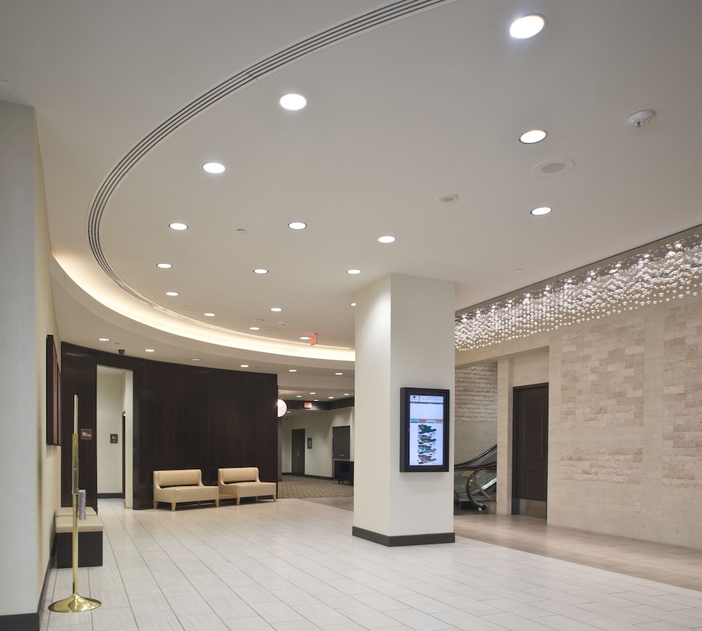 DoubleTree by Hilton Washington DC Crystal City - photo 3