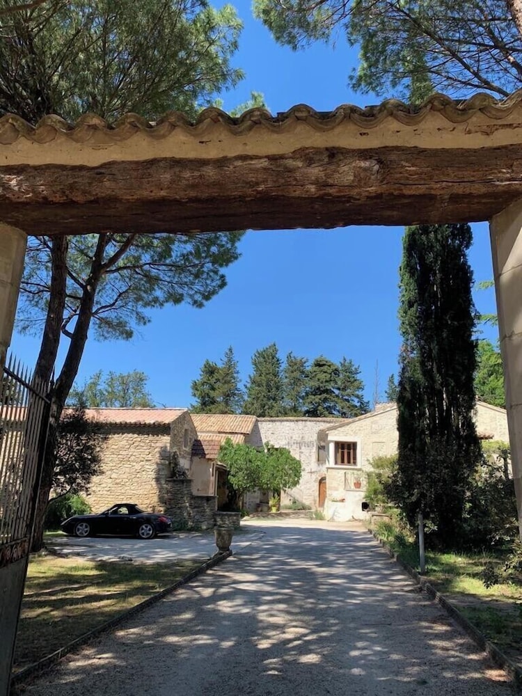 Mas Les Echelettes — hotel in Saint-Paul-Trois-Chateaux