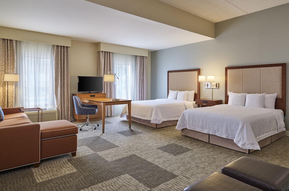 Hampton Inn & Suites Schertz - photo 6