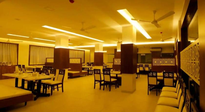 Hotel Raviraj — Jalna — photo 3