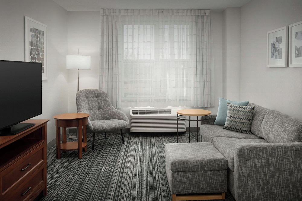 TownePlace Suites by Marriott Suffolk Chesapeake - photo 19