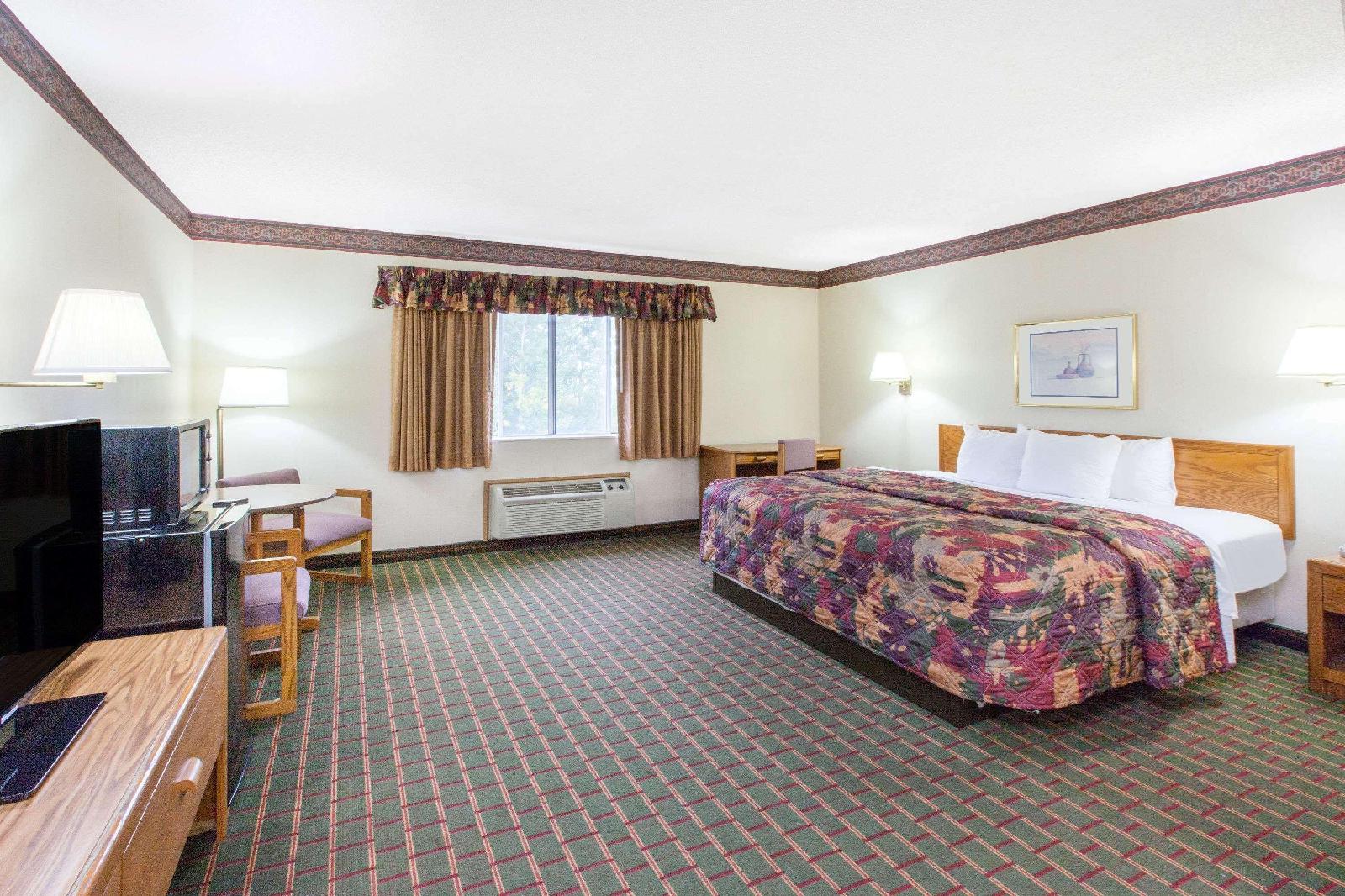 Days Inn Sault Ste Marie - photo 6