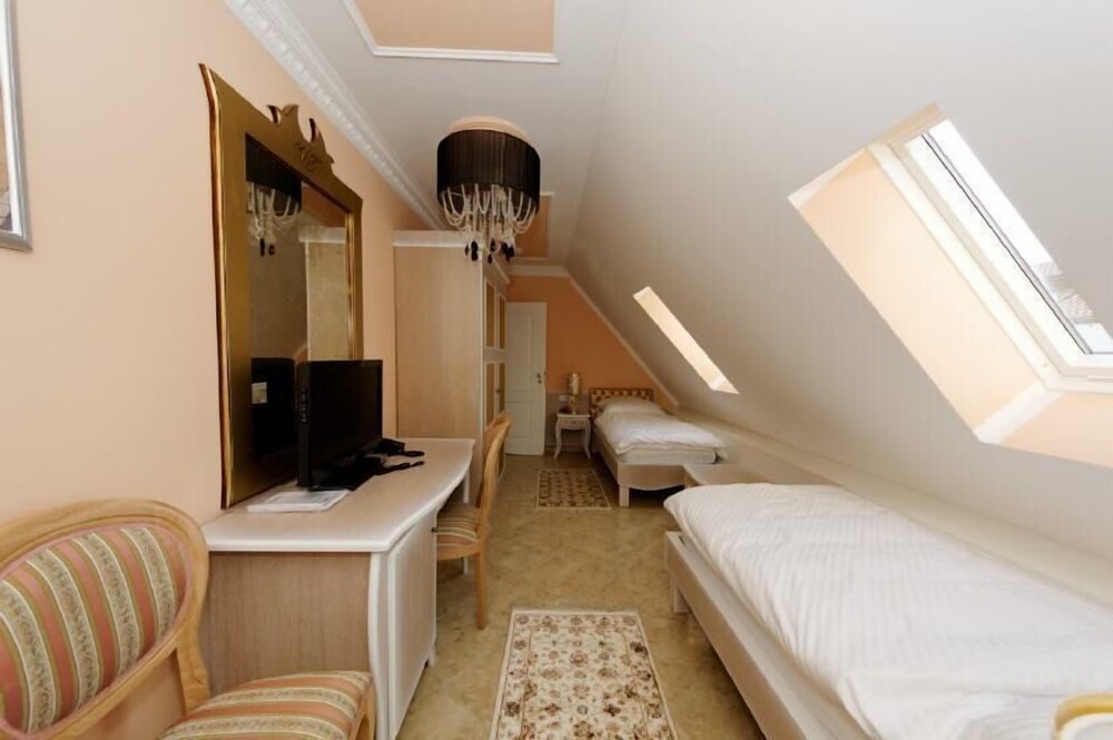 Hotel Villa Toscana — Gersthofen — photo 5