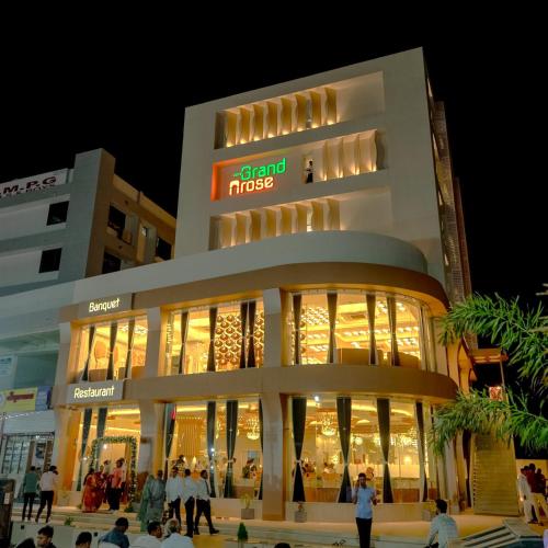 Hotel Grand Arose in Ahmedabad, India