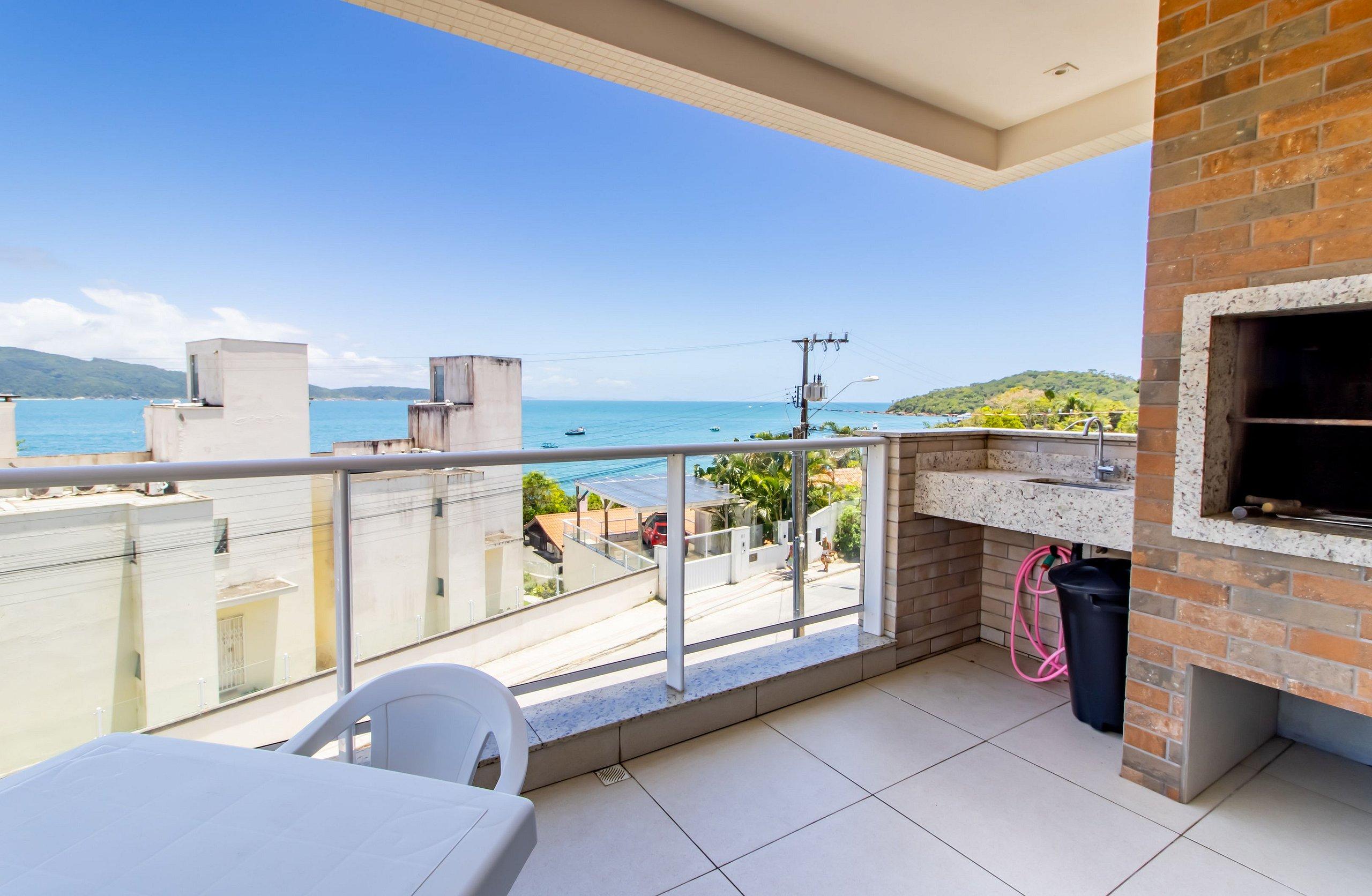 1078 Apartamento com vista para o mar em Bombinhas