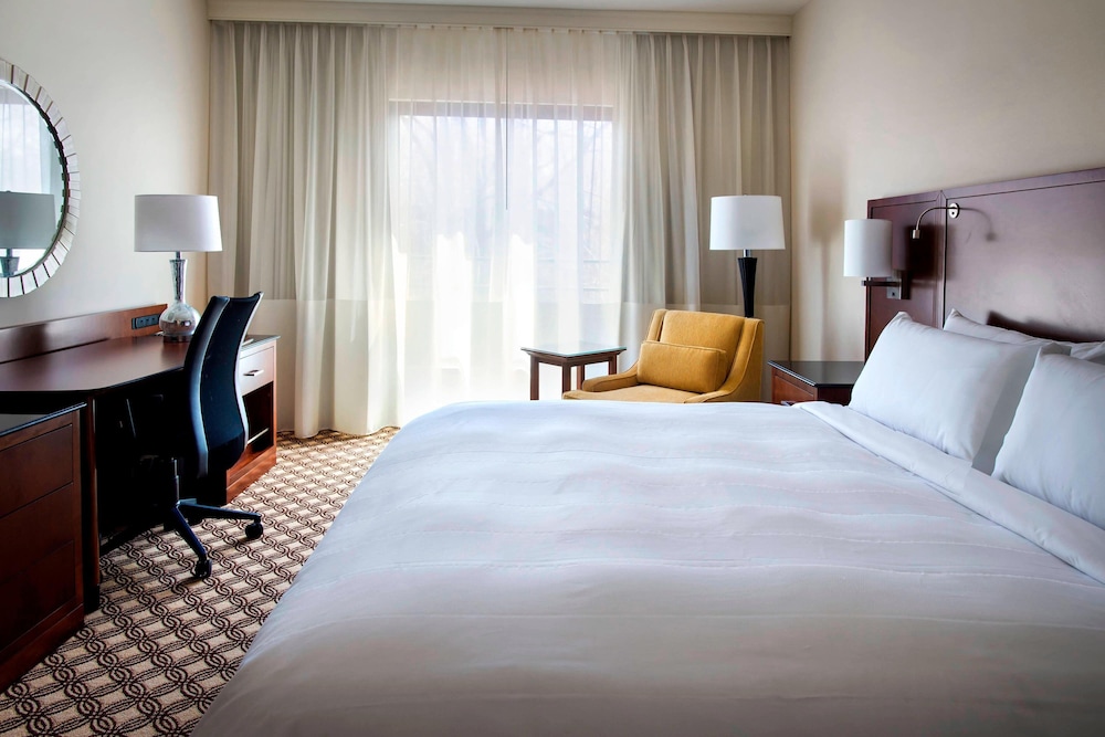 Princeton Marriott at Forrestal - photo 8