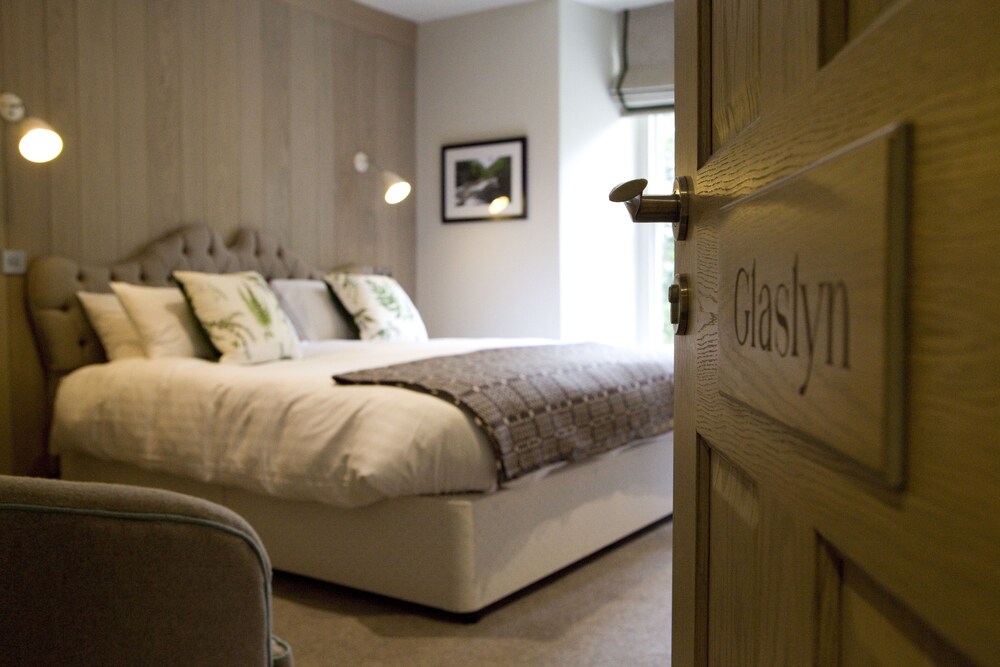 The Saracens Head Hotel - carbon neutral hotel in Caernarfon