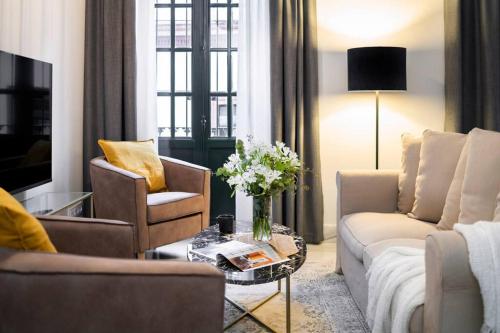 San Buenaventura Apartment 12 — 4-Star Luxury Hotel in Sevilla, Spain
