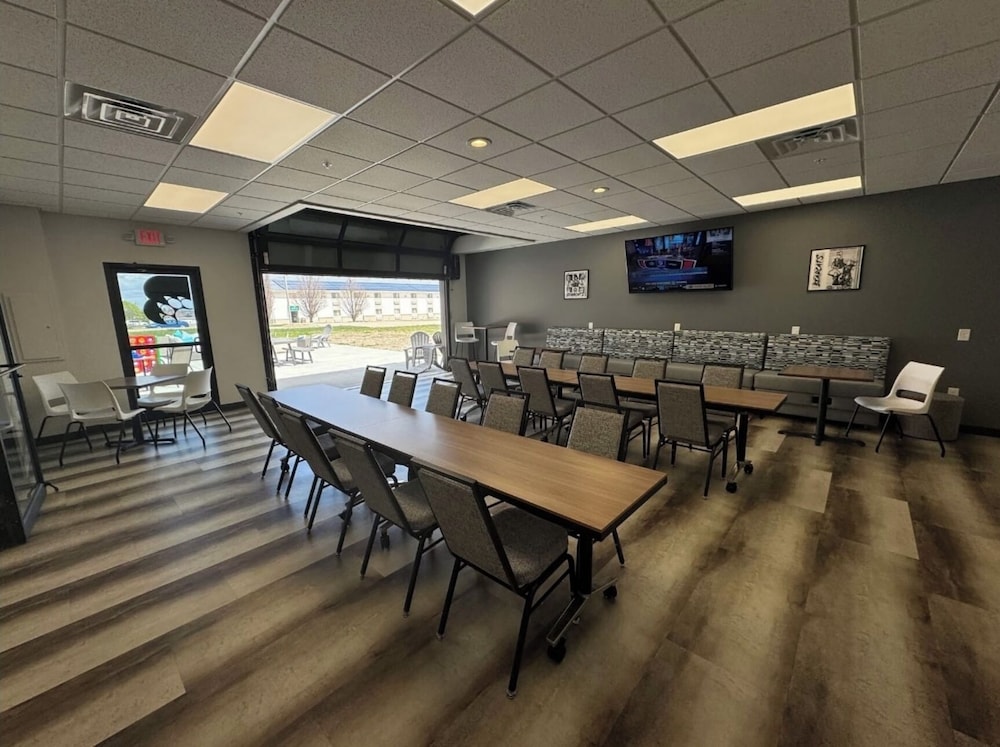 Park Inn by Radisson Maryville - photo 36