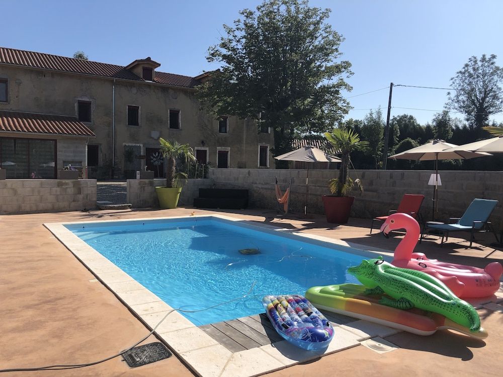 Le moulin du chardonnet — hotel in Villefontaine