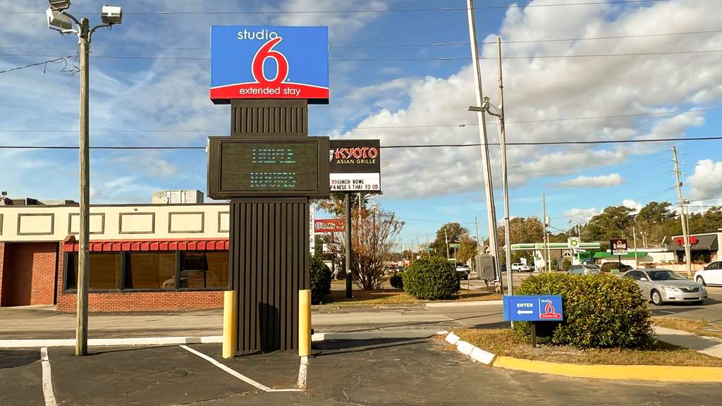 Studio 6 Wilmington NC - photo 5