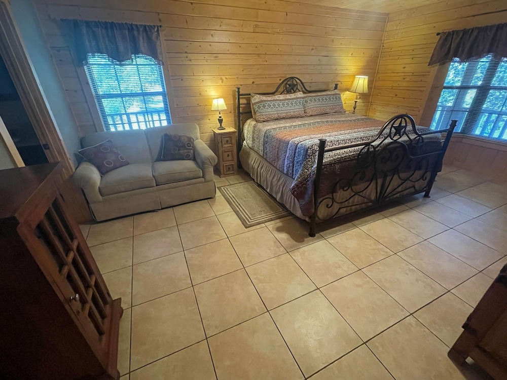 Thunderbird Resort & Event Center - photo 49