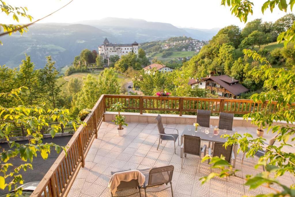 App Schlossblick Wohnung Hammerwand 2 — 4-Star Luxury Hotel in Fie Allo Sciliar, Italy